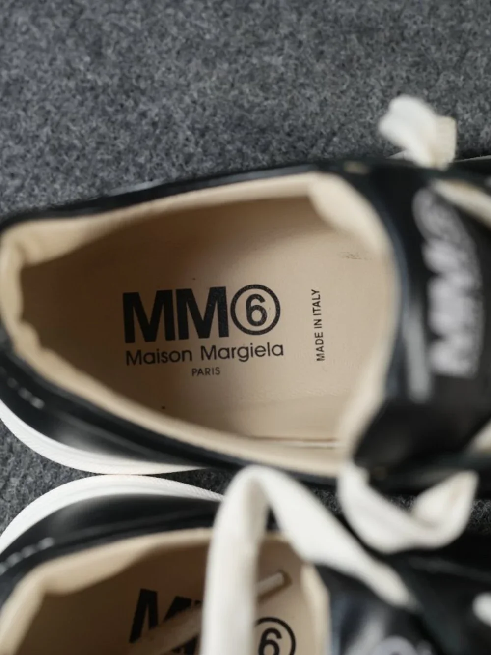 MM6 Maison Margiela Low Sneakers Leather Kids Boy Size 2Y